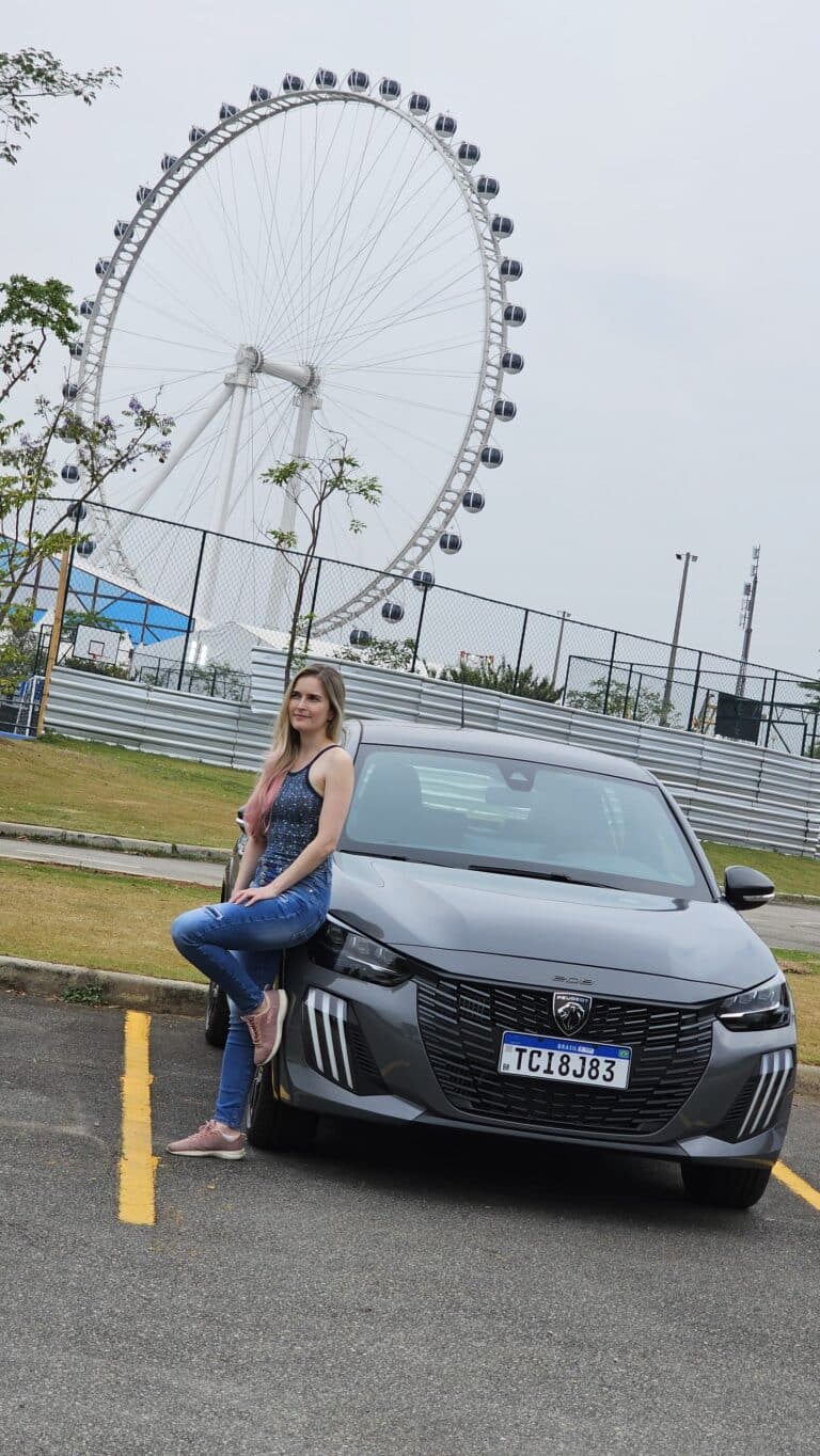 Review Peugeot 208 GT 2025