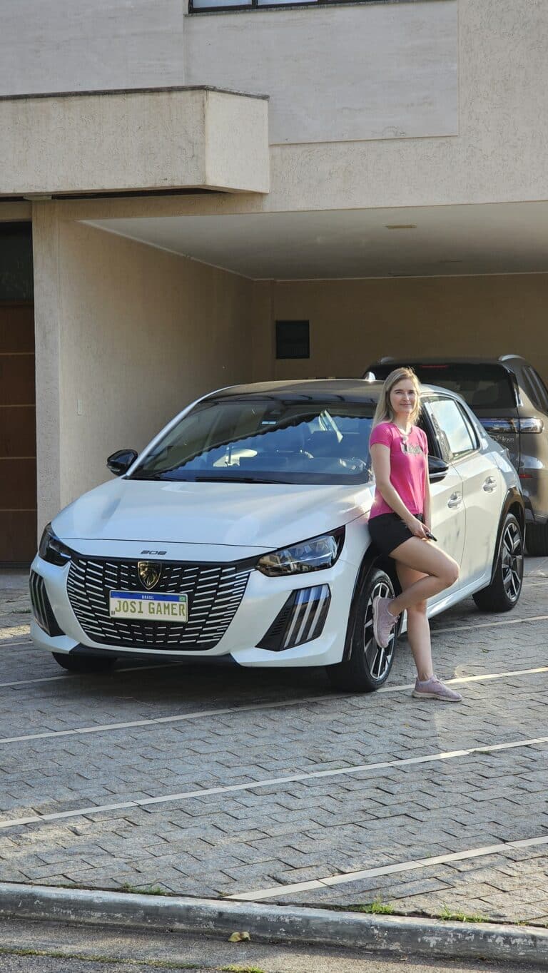 Peugeot 208 GT Hybrid