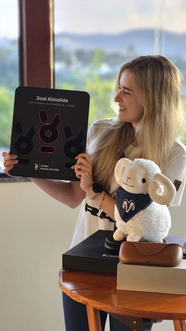 Josi Almeida conquista o Troféu Chaves na Mão 2026 na categoria Automóveis